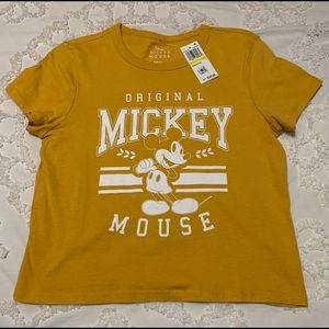 NWT Juniors Disney Mickey Mouse Graphic Crop Tee- Medium